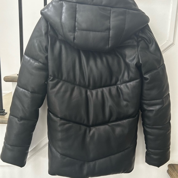 Woman’s Abercrombie & Fitch leather bomber jacket - Picture 2 of 3